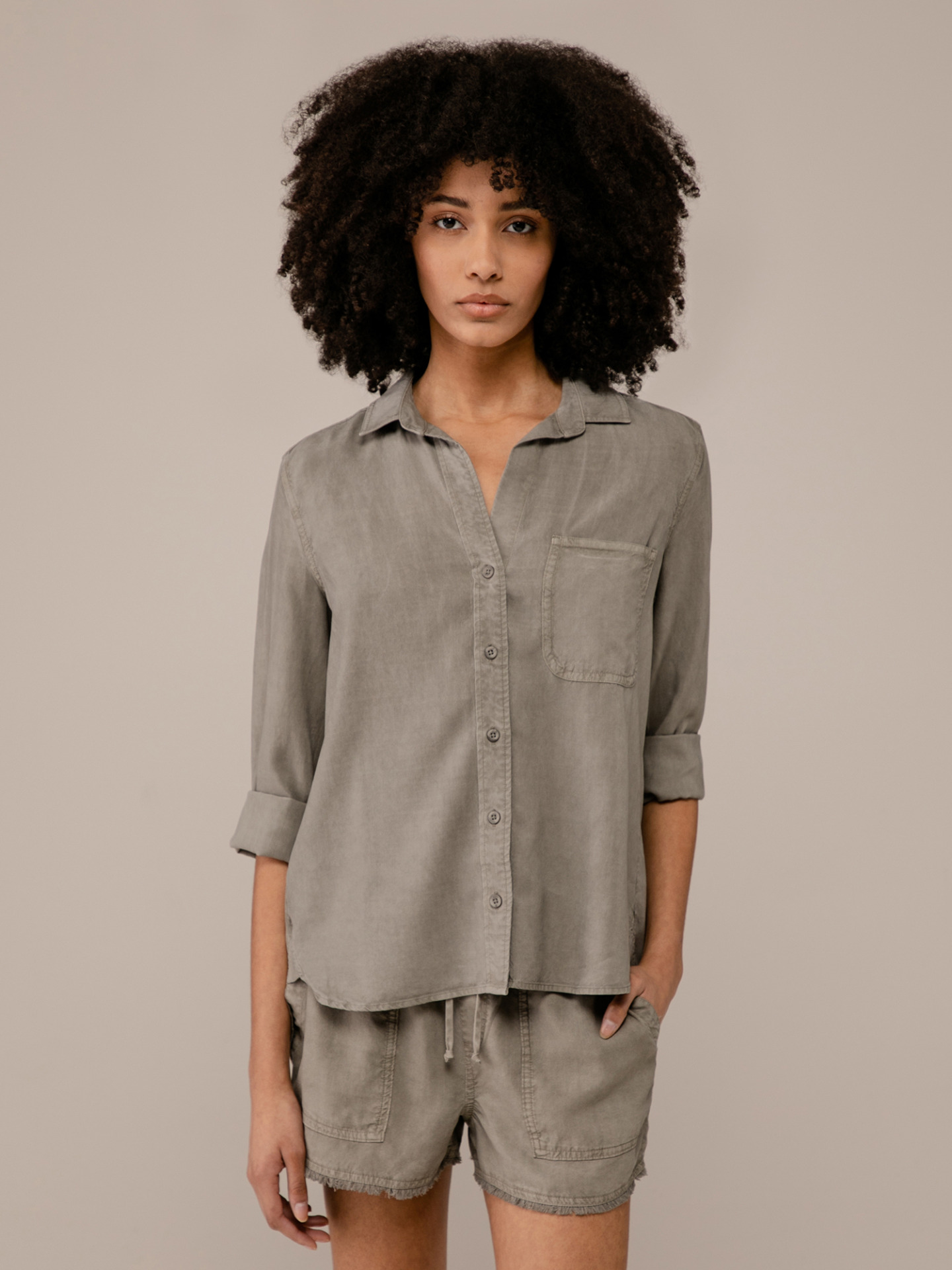 Detailansicht von Hemdbluse von BELLA DAHL