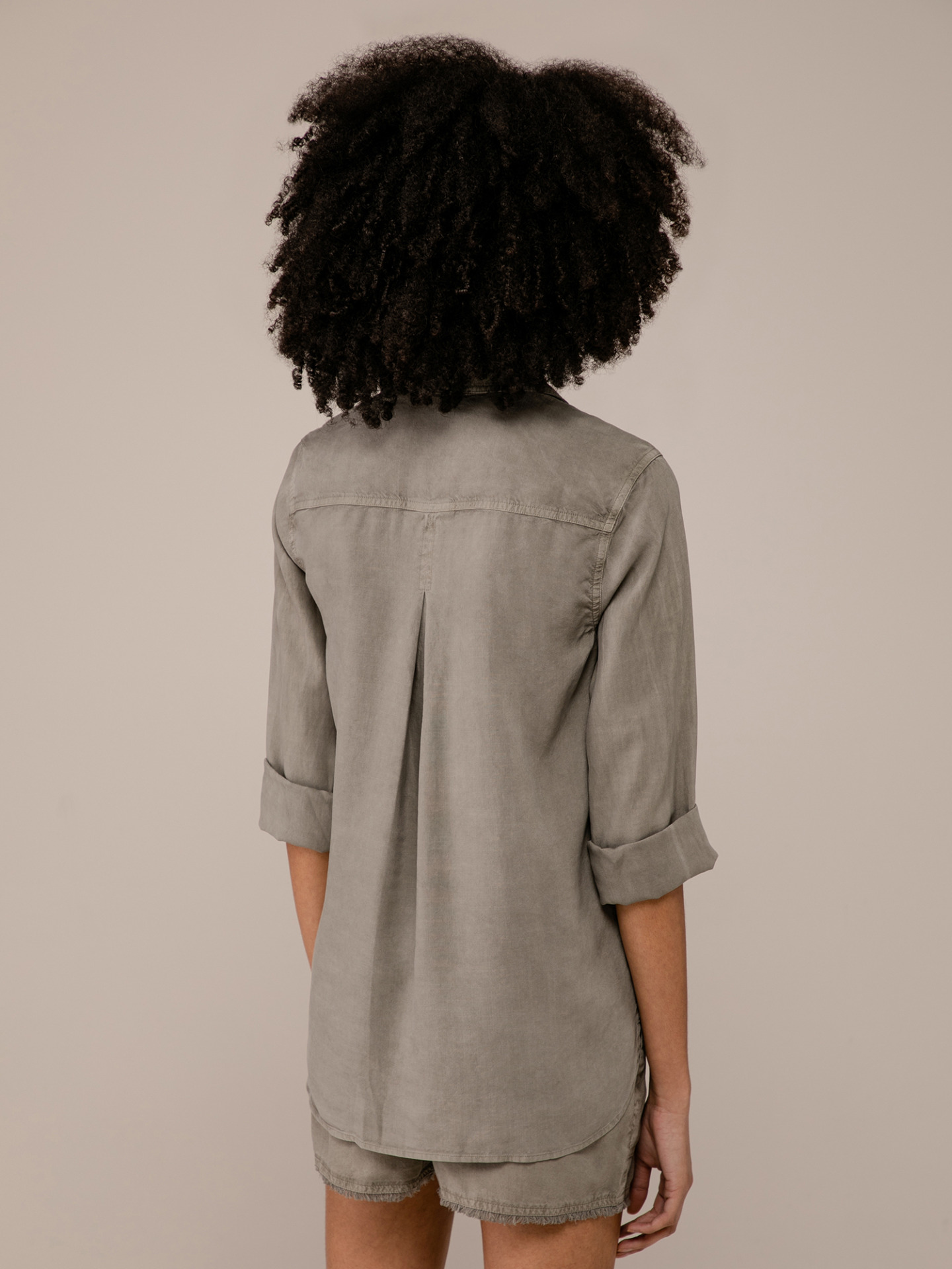 Detailansicht von Hemdbluse von BELLA DAHL