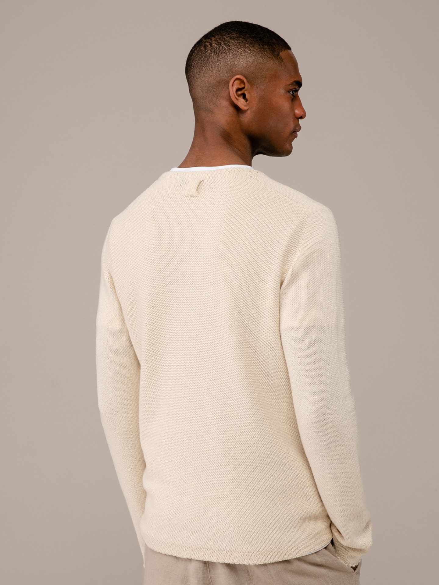 Detailansicht von Pullover aus Baumwolle von HANNES ROETHER