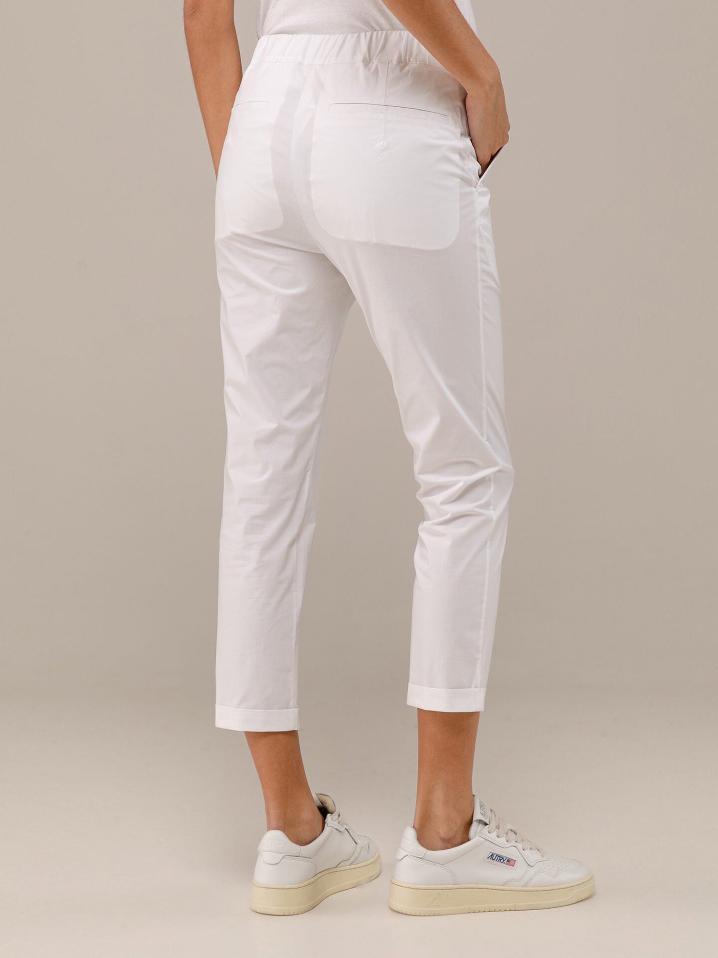 Detailansicht von Cropped Hose aus Baumwolle von LIS LAREIDA