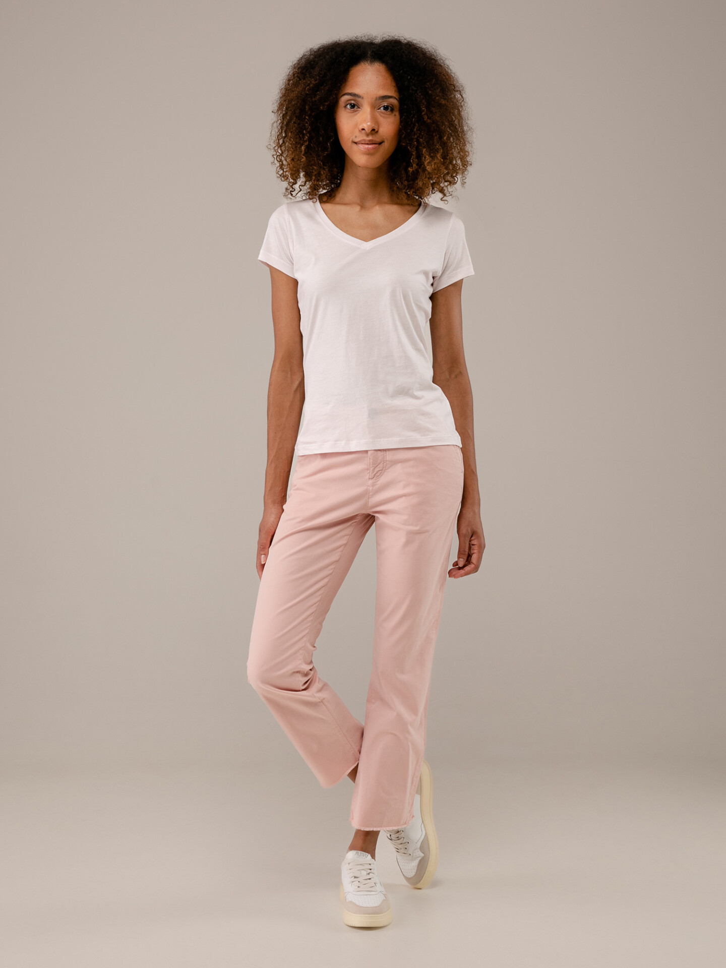 Detailansicht von Flared Chinohose von MOS MOSH