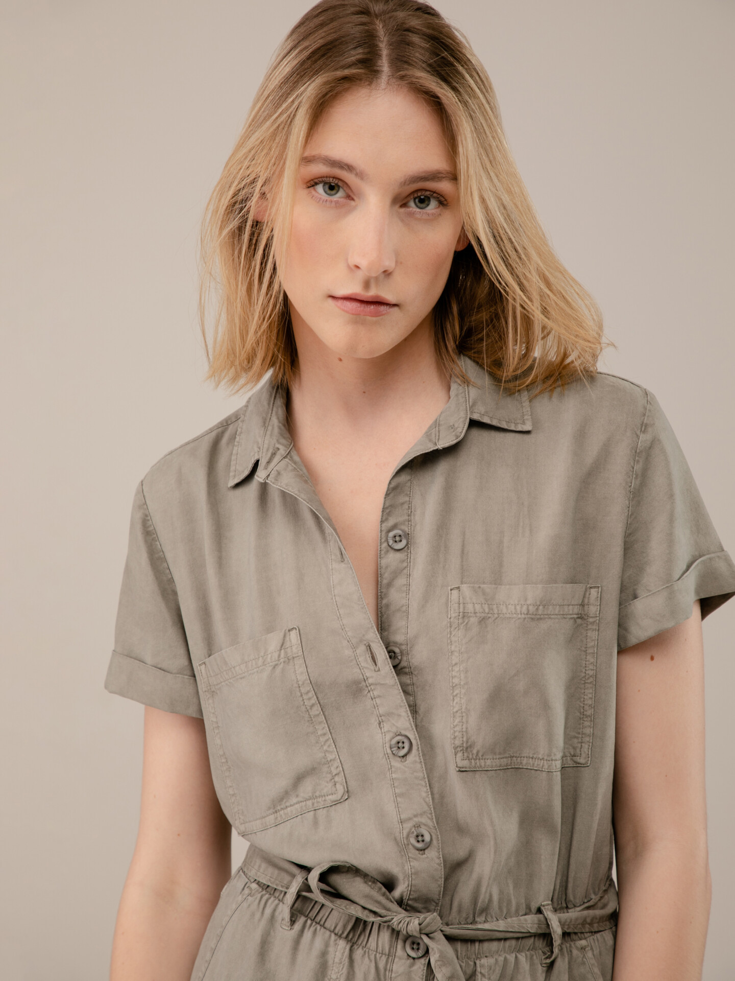 Detailansicht von Kurzer Jumpsuit von BELLA DAHL