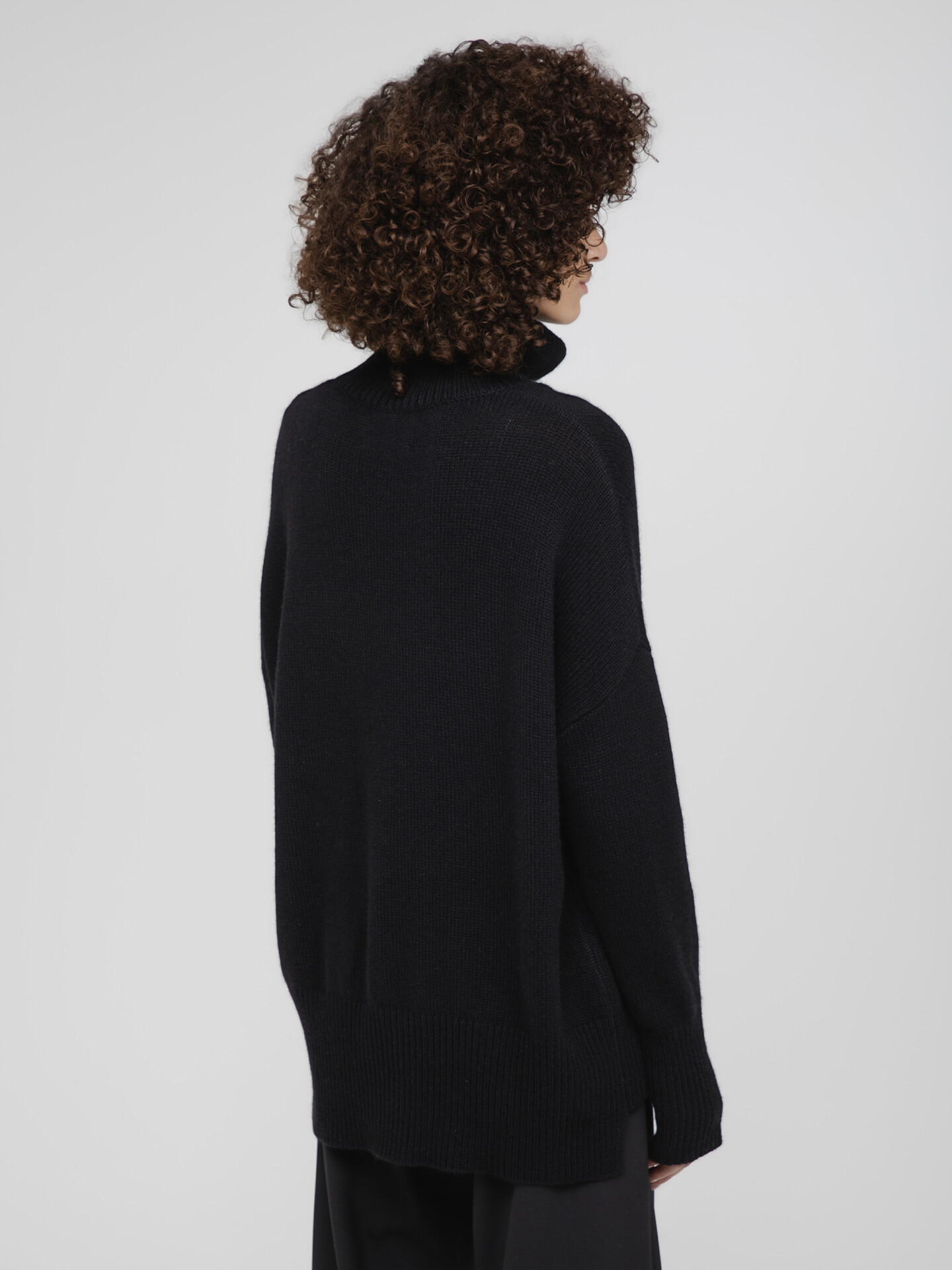 Detailansicht von Turtleneck Pullover aus Cashmere von LISA YANG