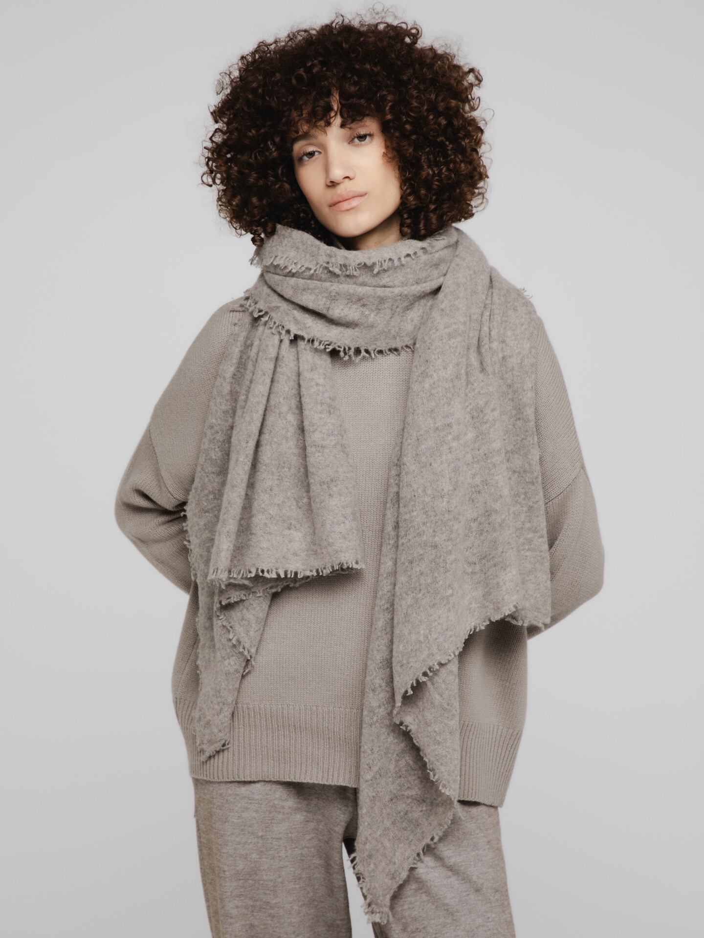 Detailansicht von Schal aus Cashmere von PUR SCHOEN