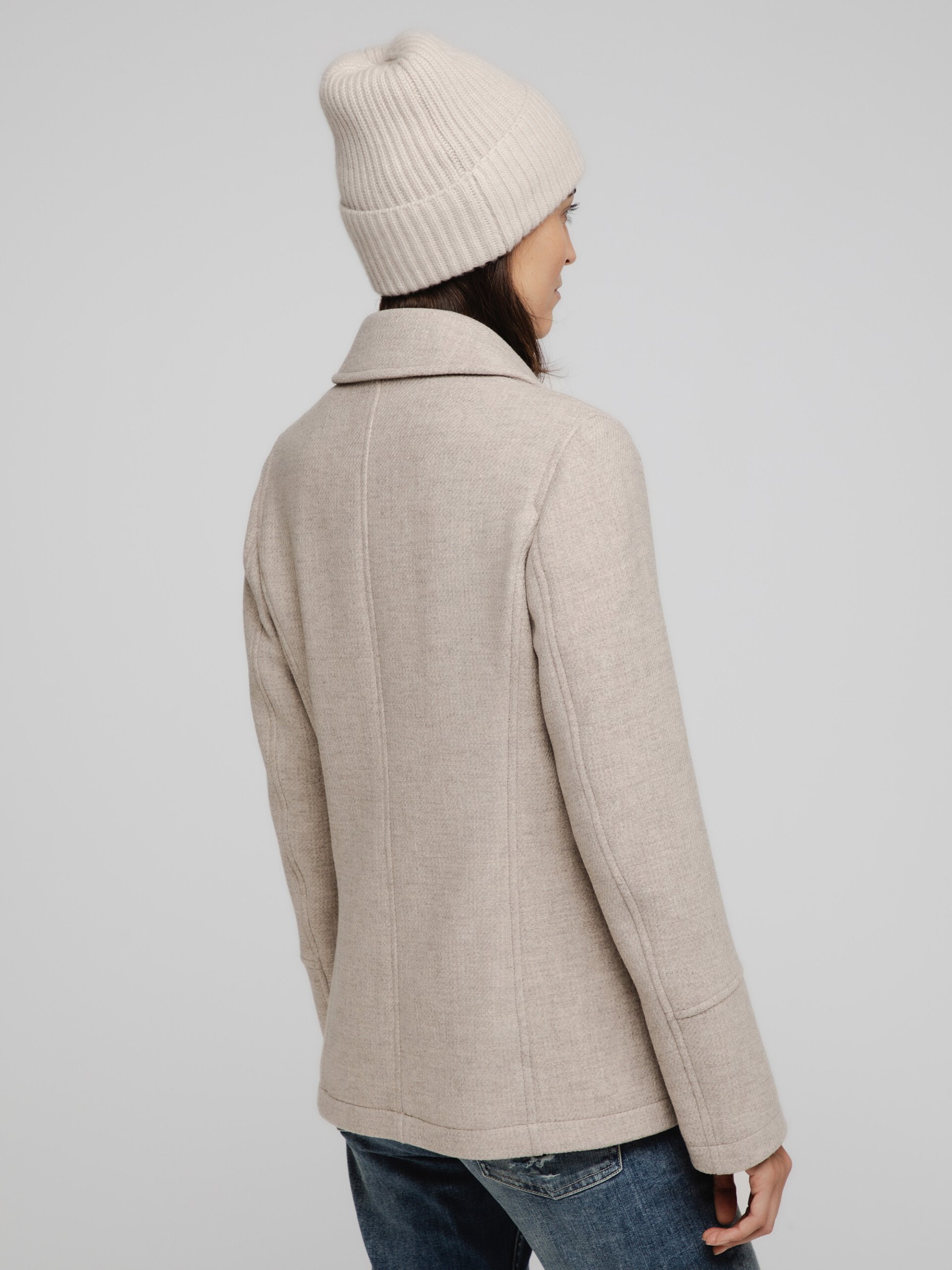 Detailansicht von Caban von CAMPLIN