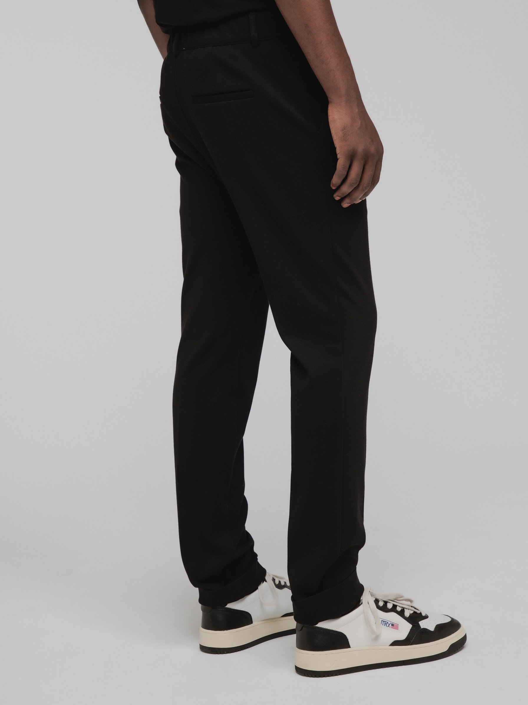 Detailansicht von Hose mit Bundfalte von KIEFERMANN