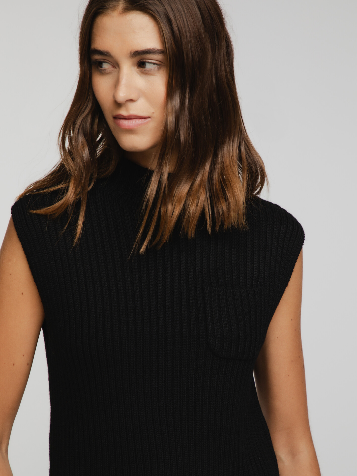 Detailansicht von Pullunder aus Merinowolle von DANIELS