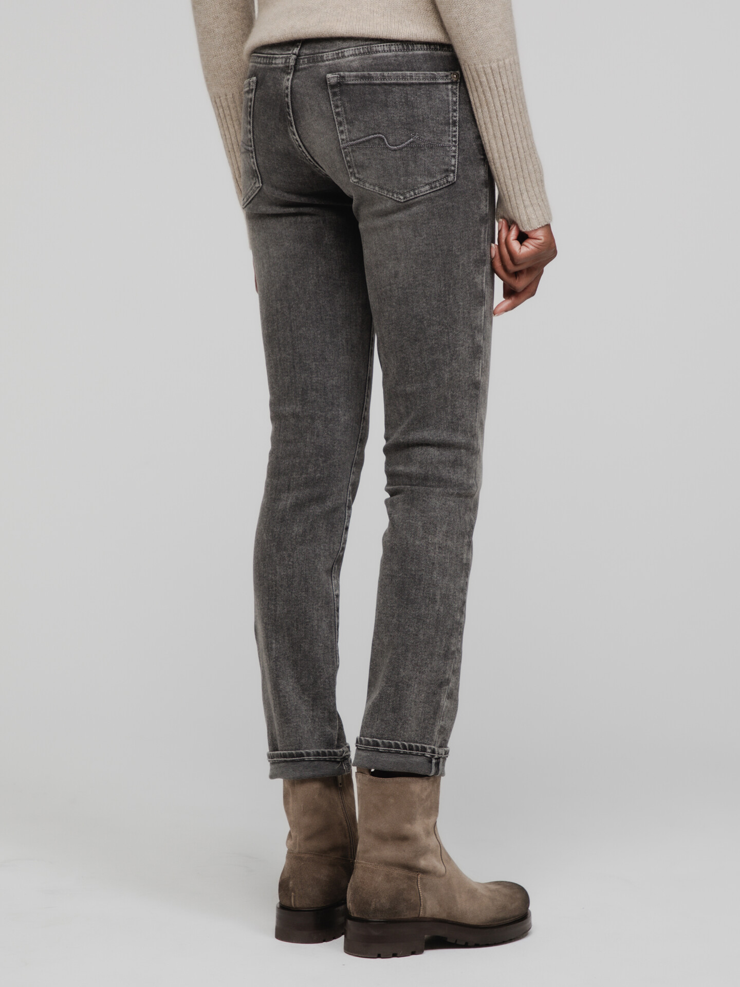 Detailansicht von Slim Fit Jeans von 7 FOR ALL MANKIND