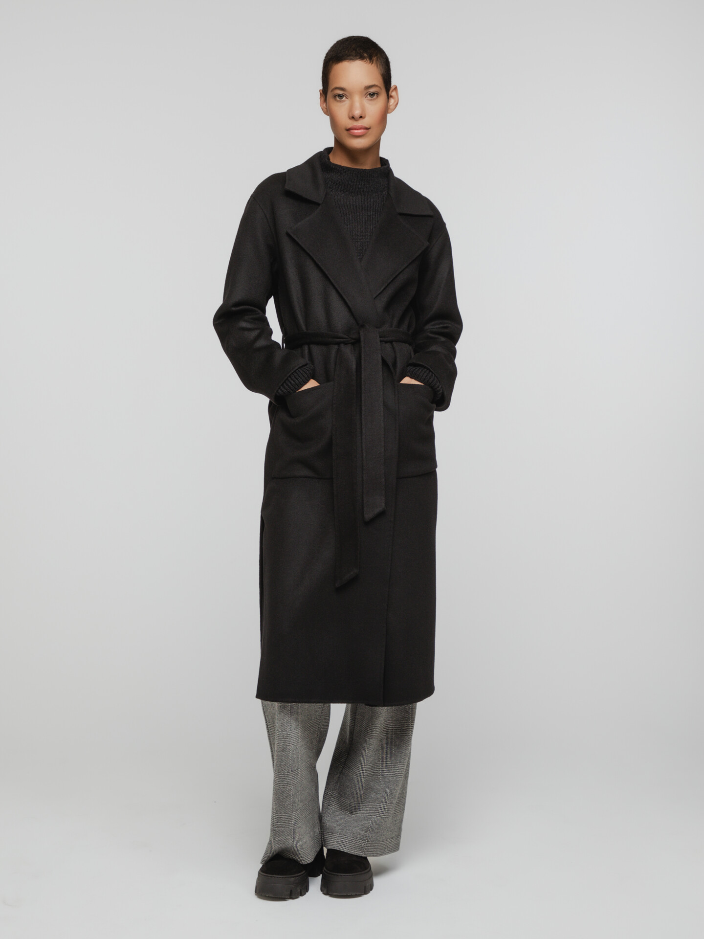 Detailansicht von Langer Wollmantel von OAKWOOD