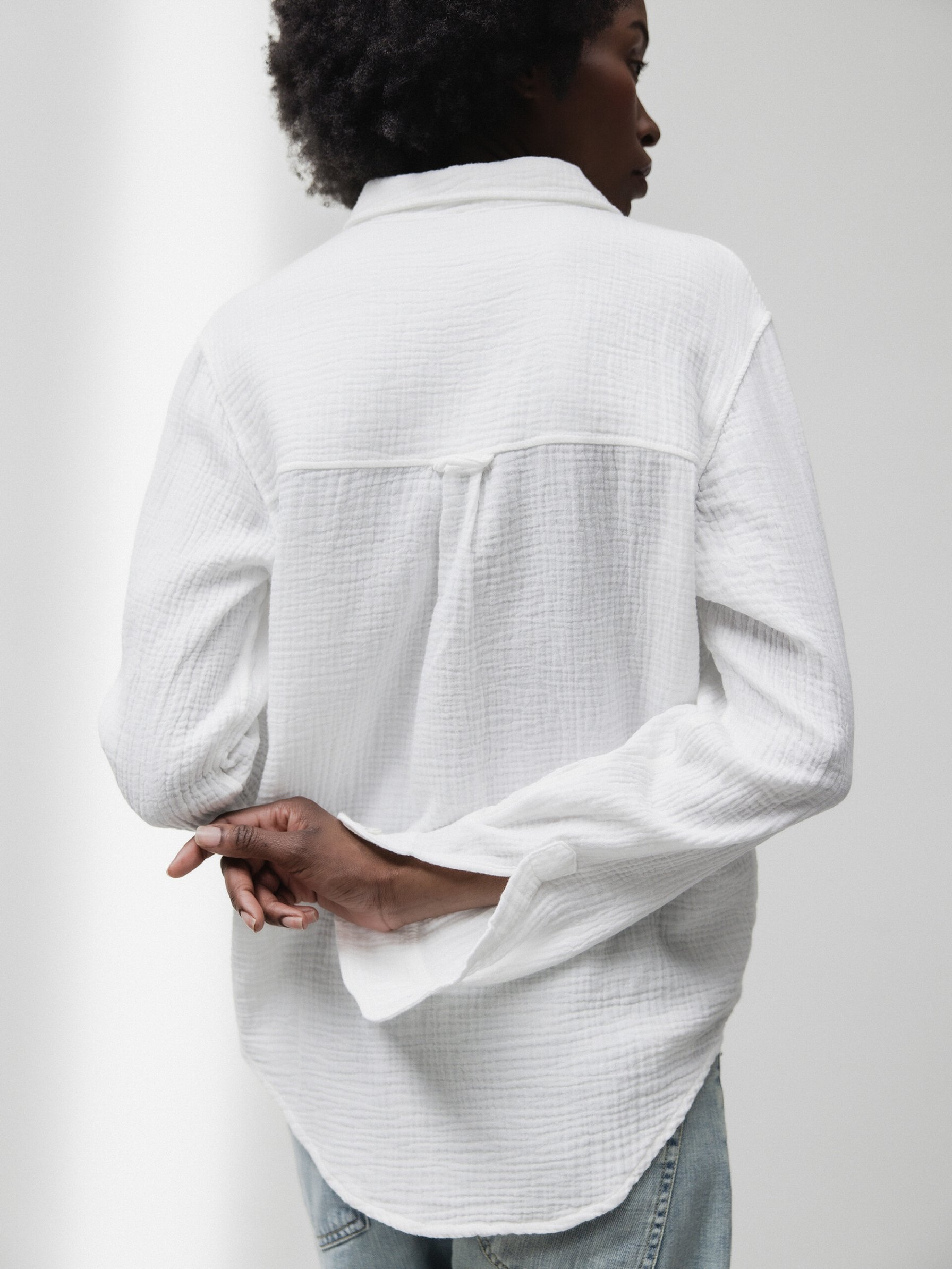 Detailansicht von Musselinbluse von DANIELS