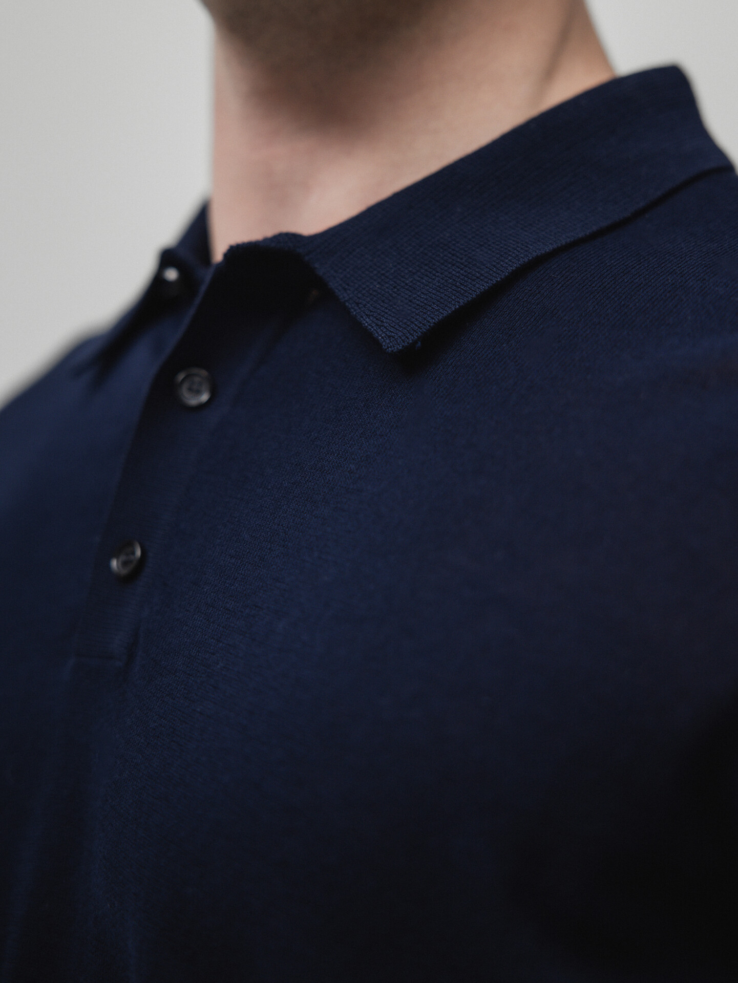 Detailansicht von Poloshirt aus Baumwolle von ROBERTO COLLINA