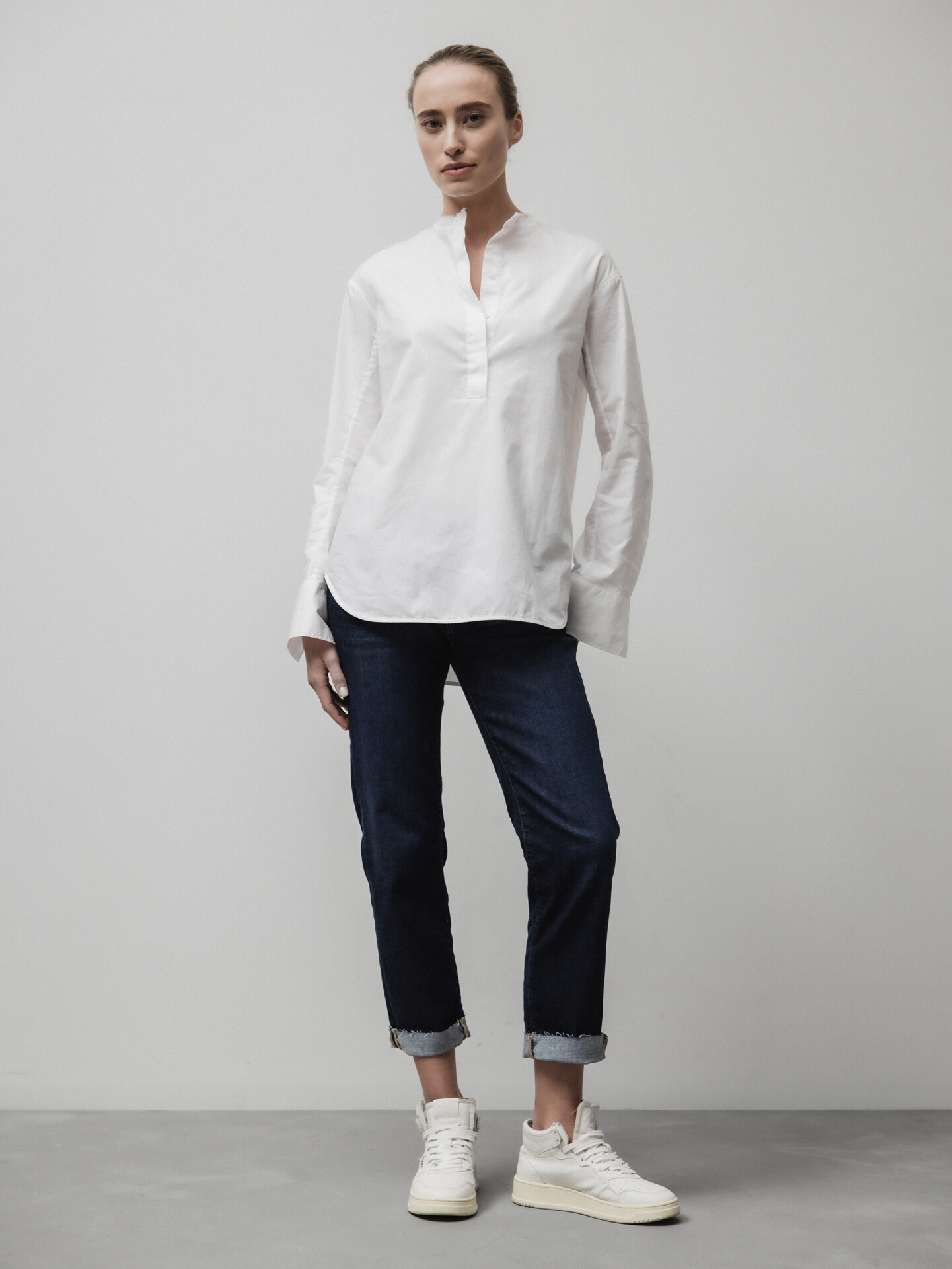 Detailansicht von Bluse aus Baumwolle von LIS LAREIDA