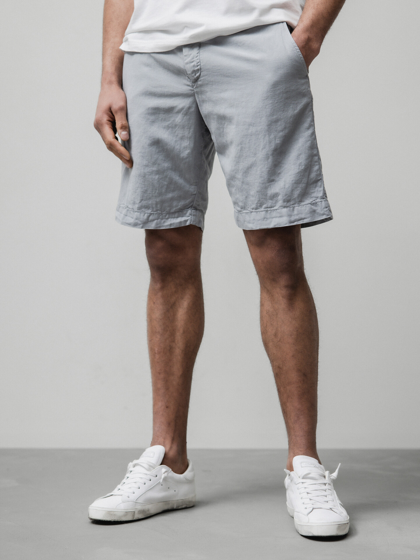 Detailansicht von Bermudas von MYTHS