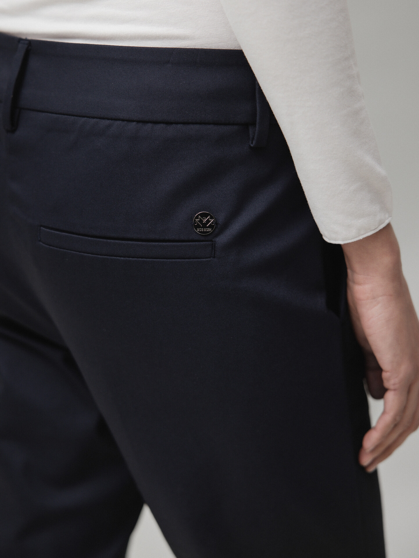 Detailansicht von Chinohose von MOS MOSH