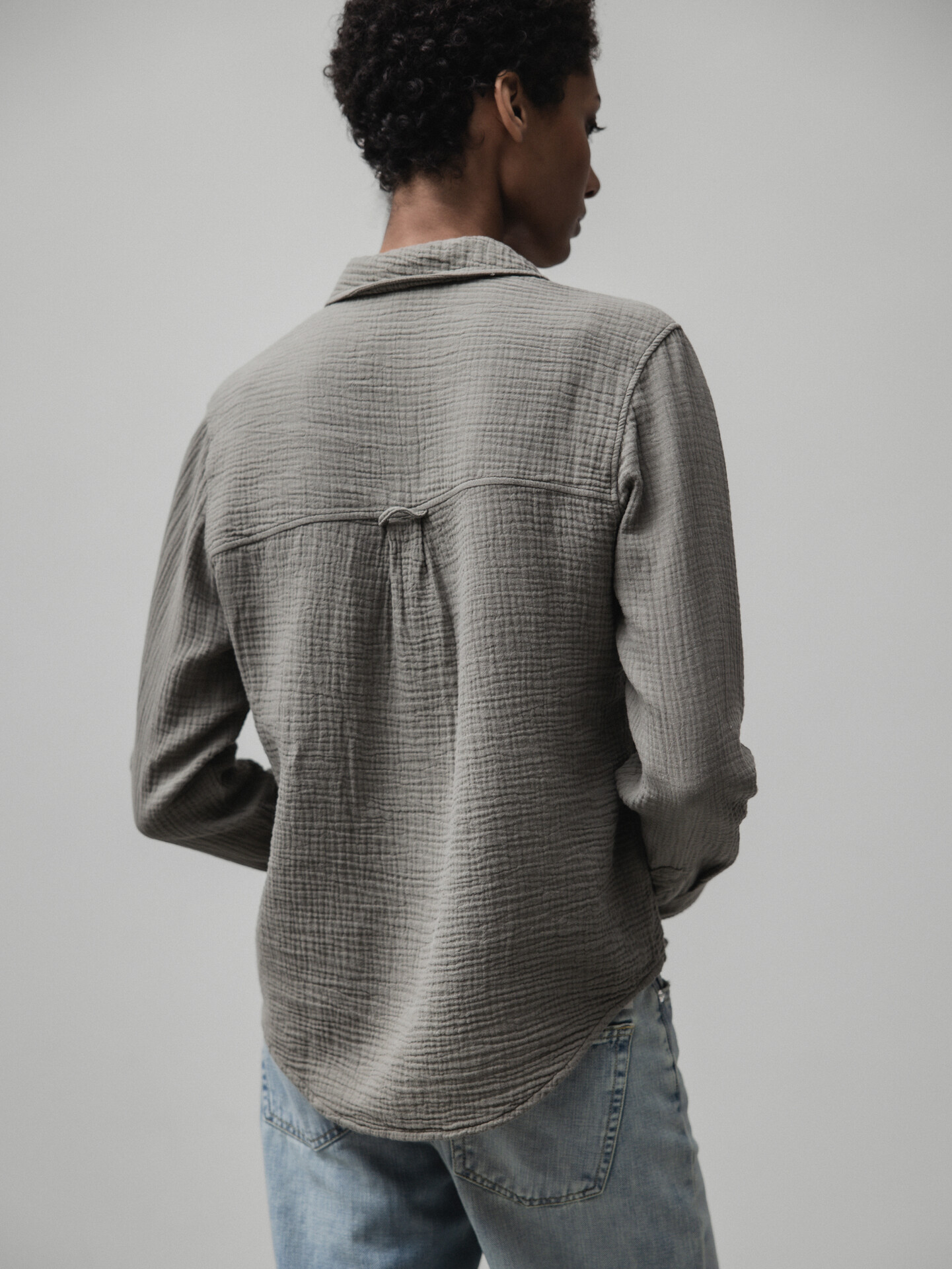 Detailansicht von Musselinbluse von DANIELS