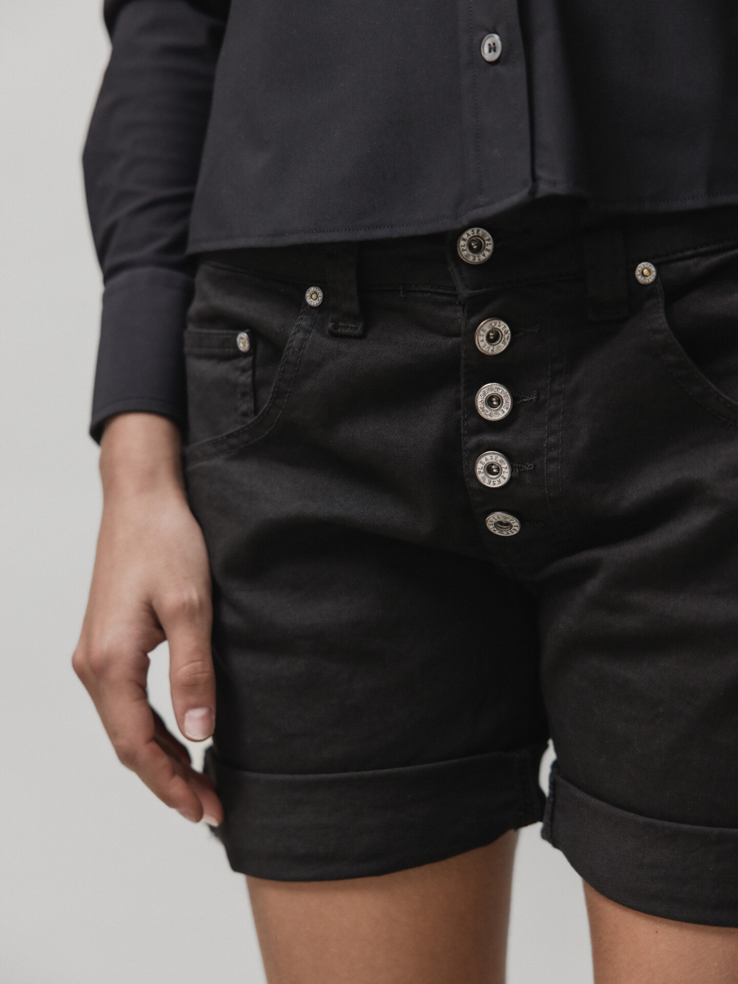 Detailansicht von Shorts von PLEASE