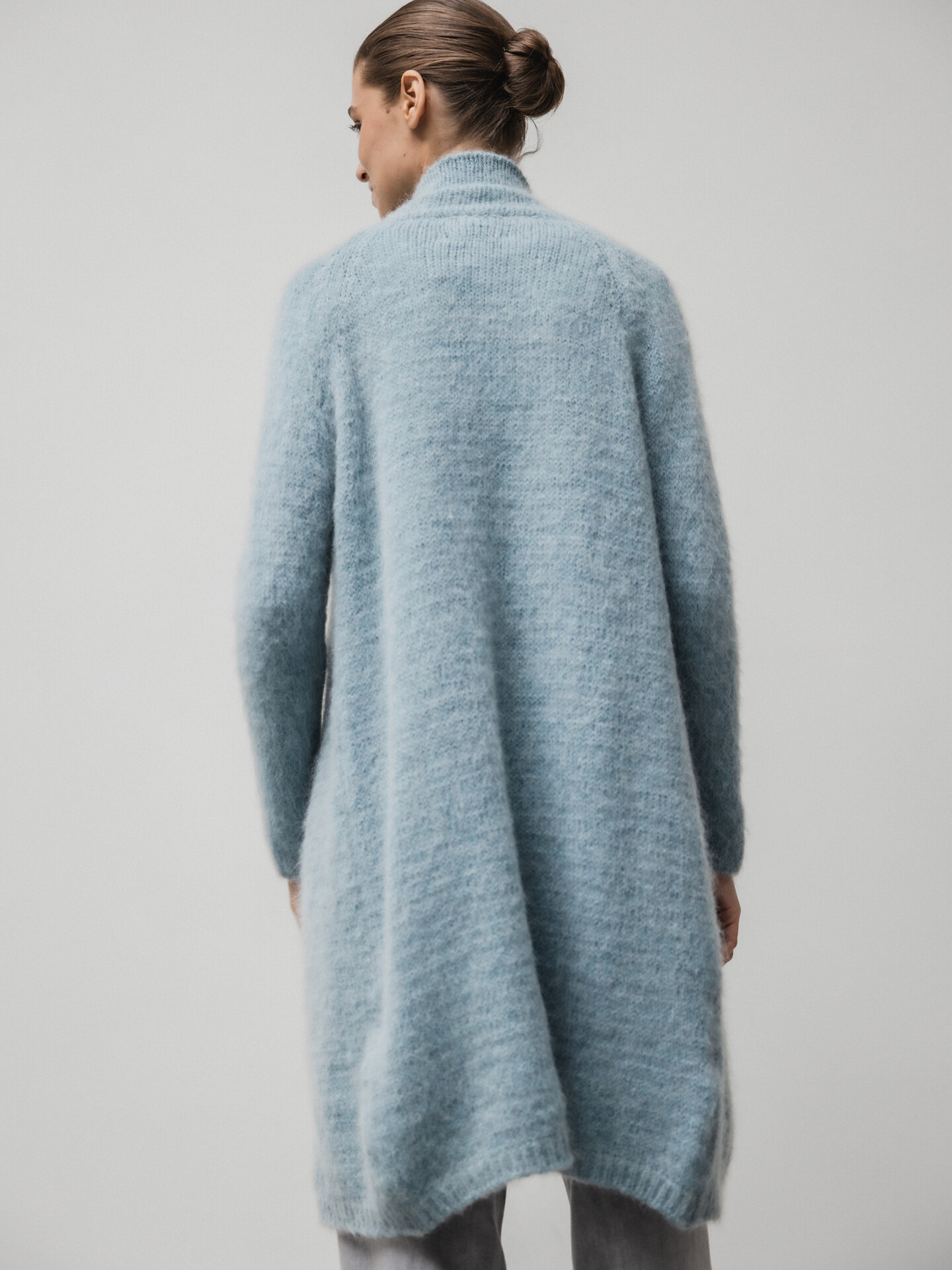 Detailansicht von Strickjacke von BELLAMY