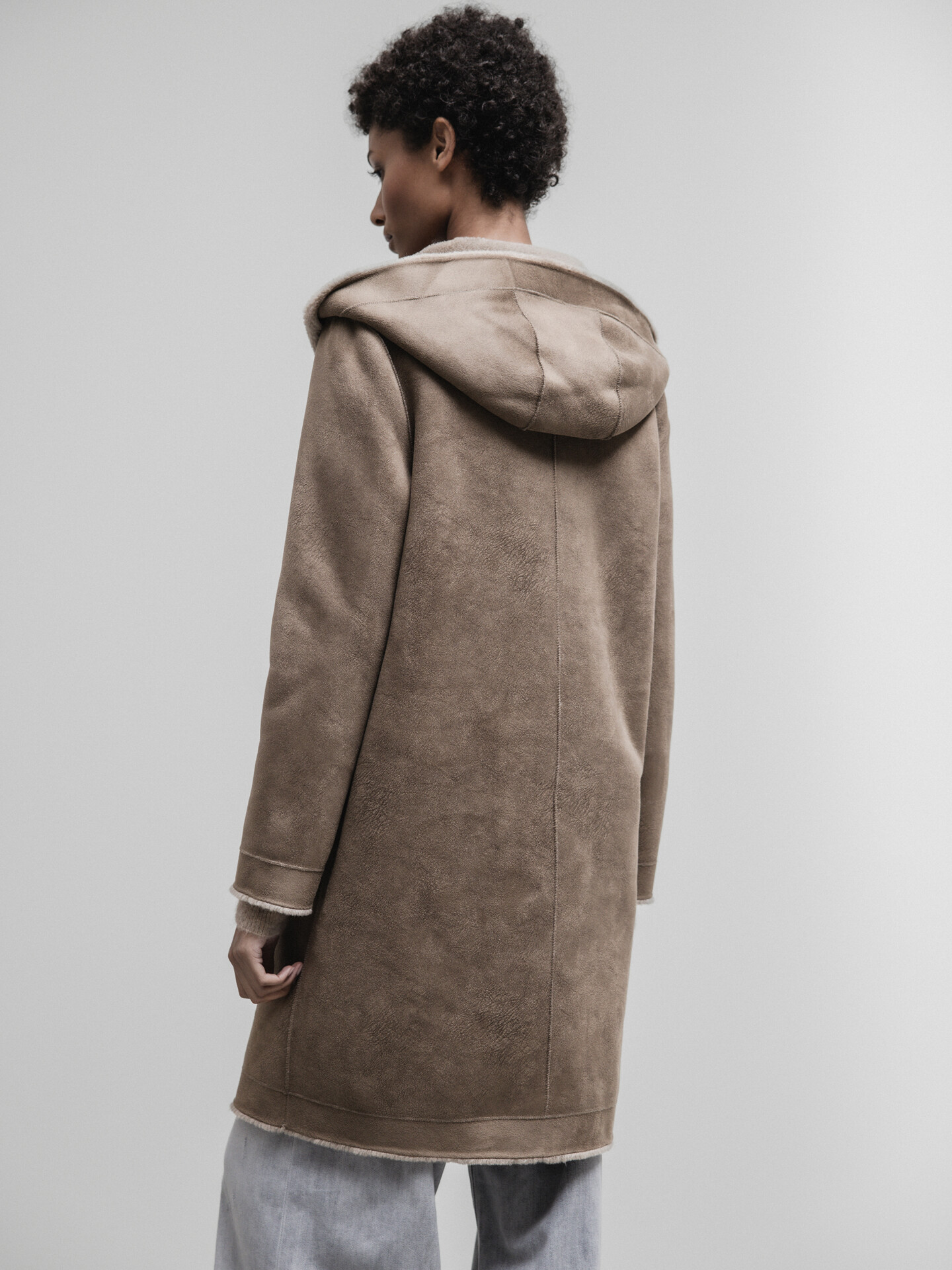 Detailansicht von Wendbarer Teddy-Mantel von OAKWOOD