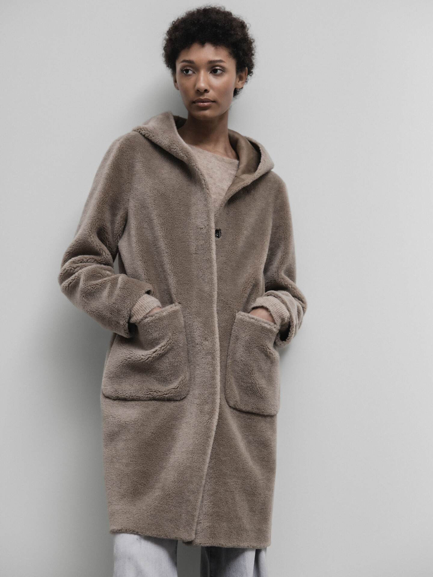 Detailansicht von Wendbarer Teddy-Mantel von OAKWOOD