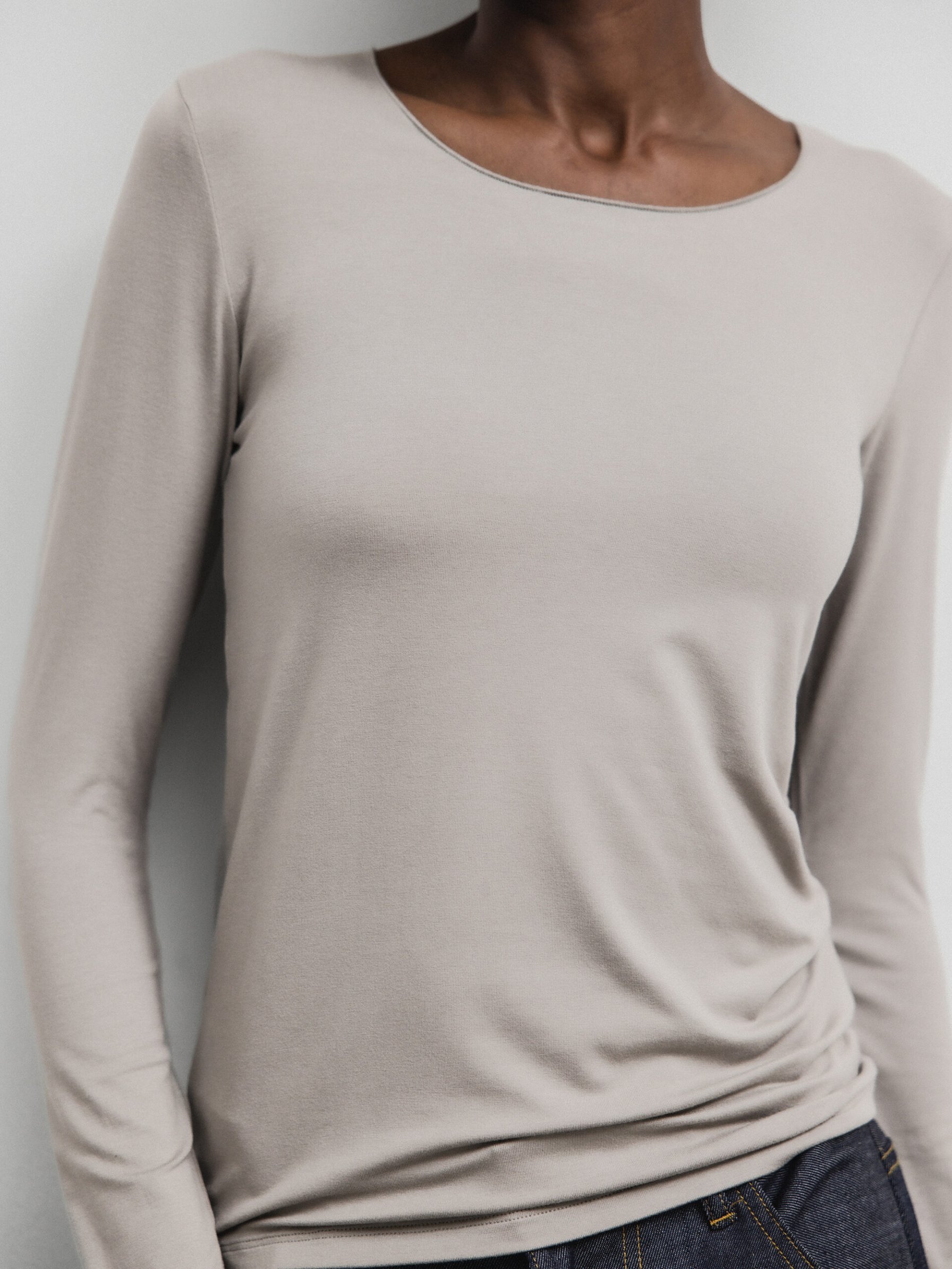 Detailansicht von Langarmshirt von DANIELS