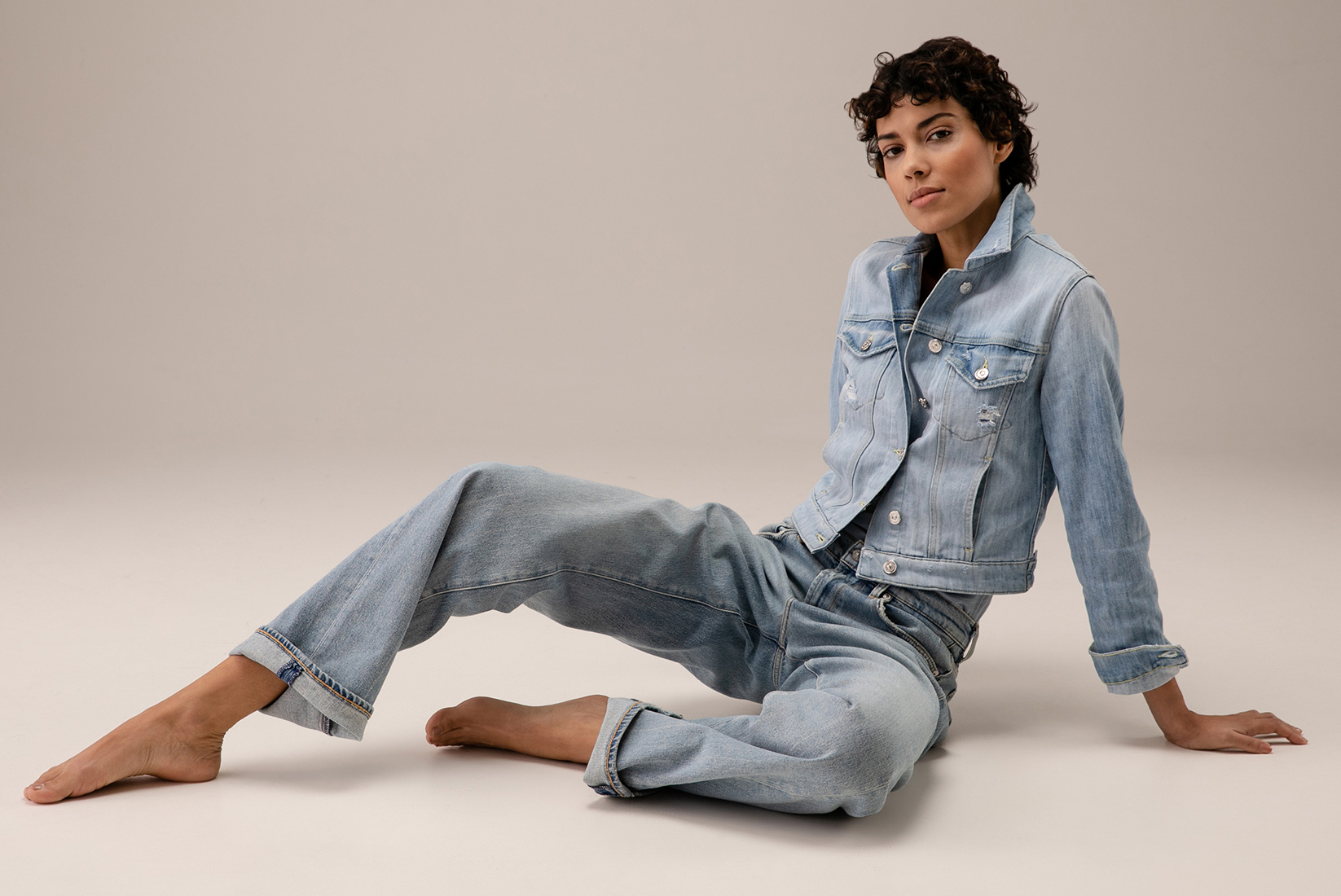 Detailansicht von Kurze Jeansjacke von DONDUP