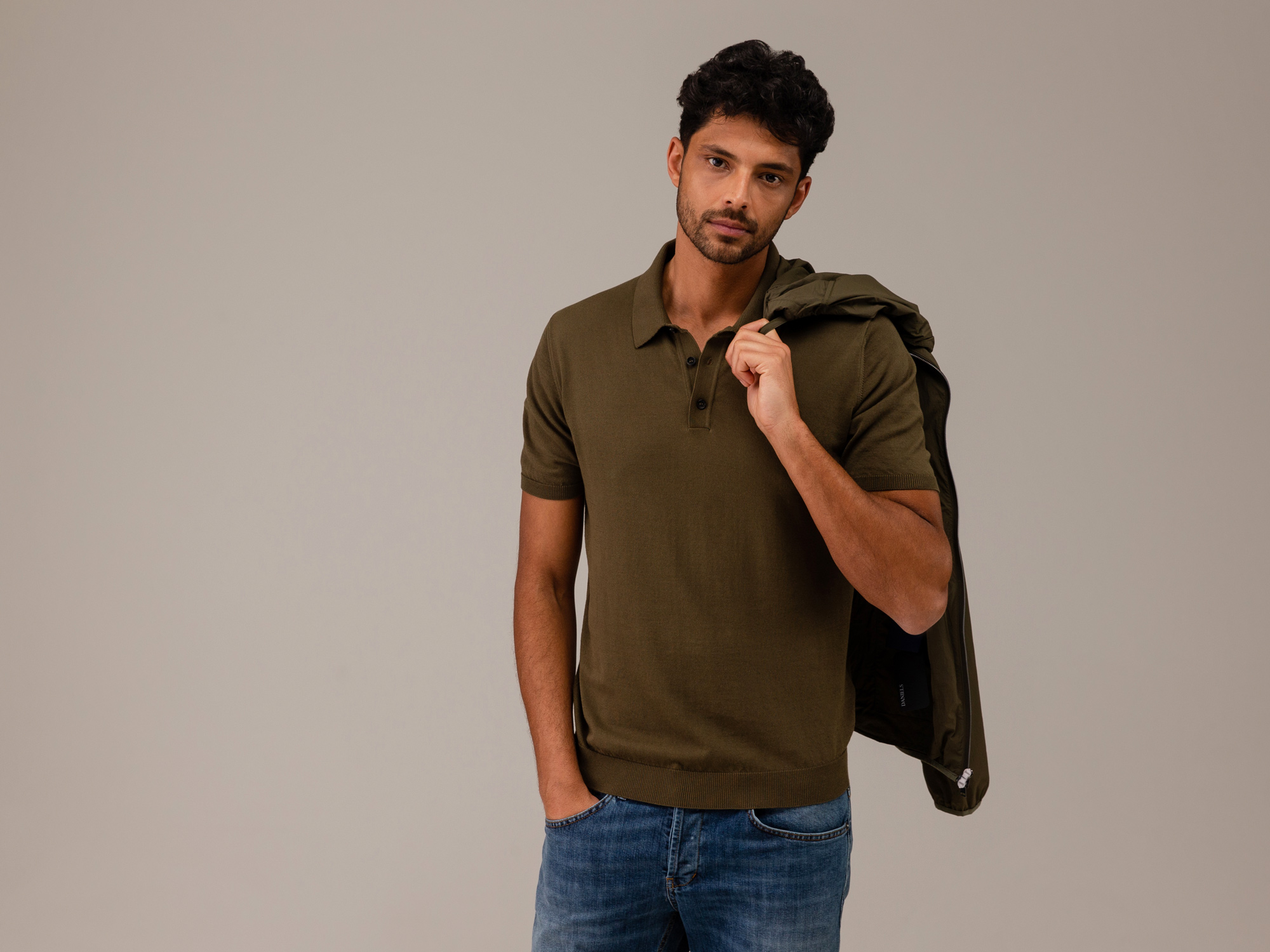 Detailansicht von Poloshirt aus Baumwolle von ROBERTO COLLINA