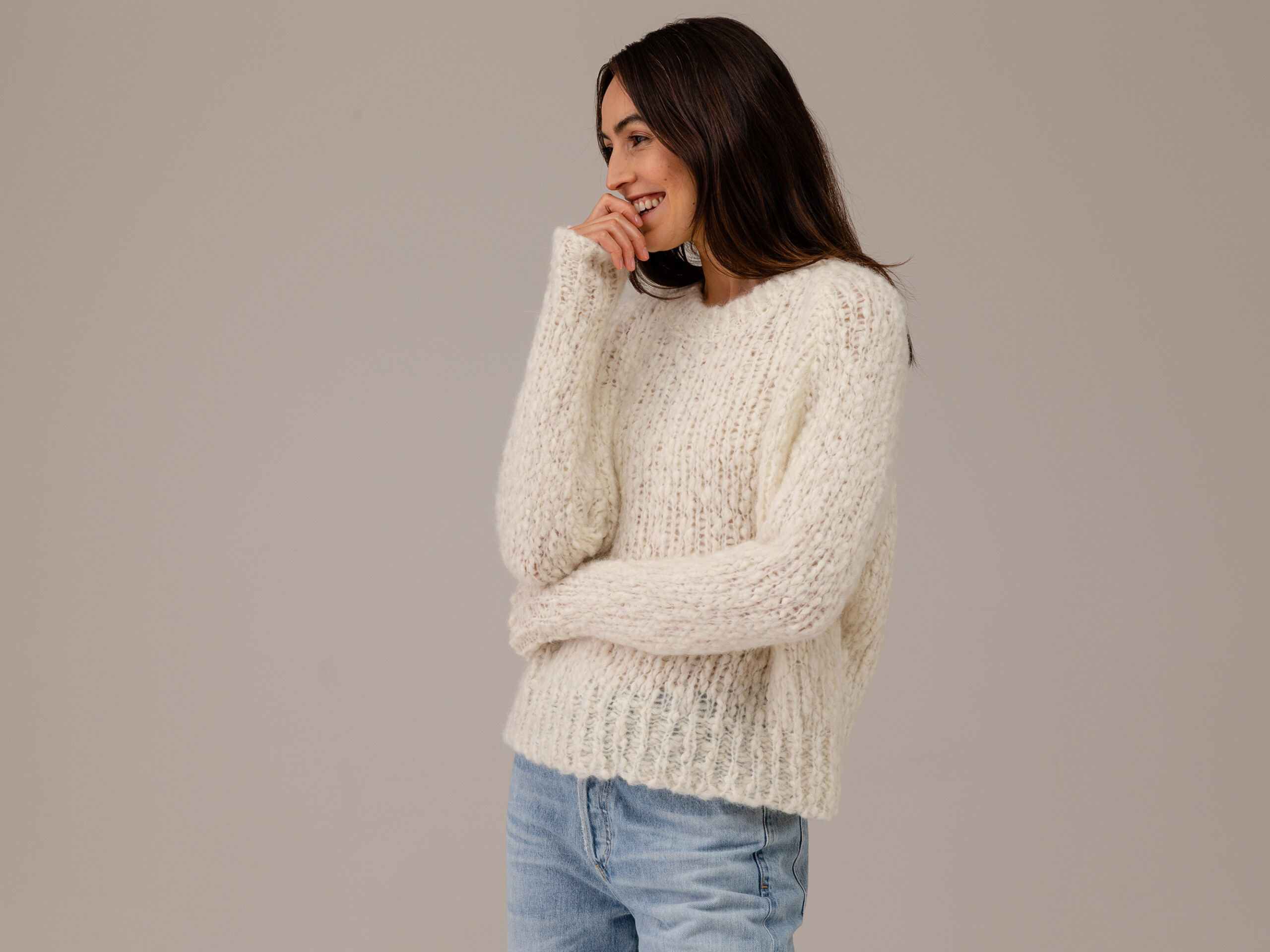 Detailansicht von Pullover aus Alpakawolle von SIBIN LINNEBJERG